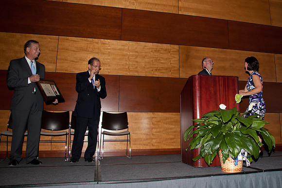 UNR-EMBA-95
